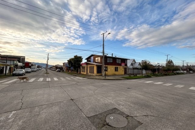 LOCAL(ES) COMERCIAL(ES) EN CALLE PRINCIPAL LANCO