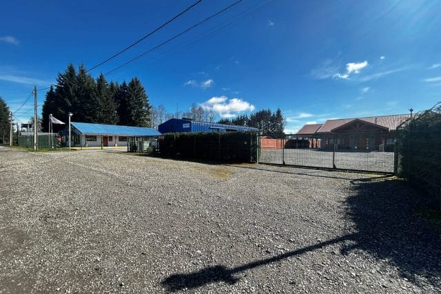 EMPRESA Y GRAN VIVIENDA EN ASQUE