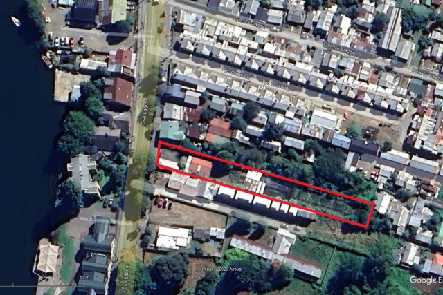 GRAN TERRENO DE 1.596 M2 EN GENERAL LAGOS